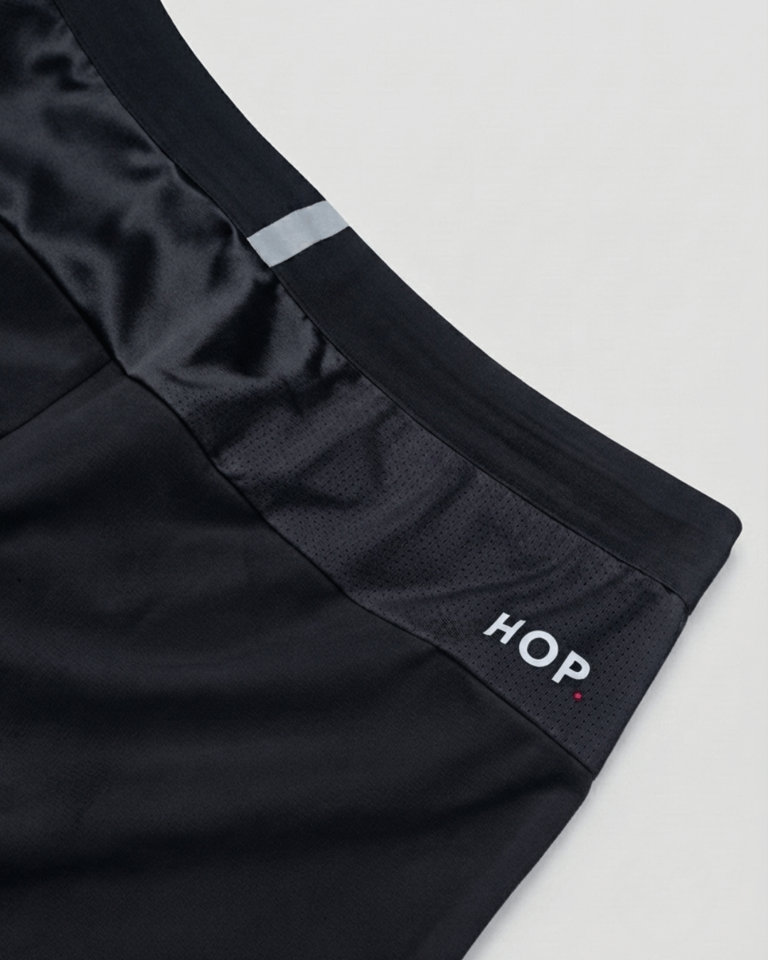Short Padel Black Bird - léger - microfibre absorbante - poches porte-balles HOP.